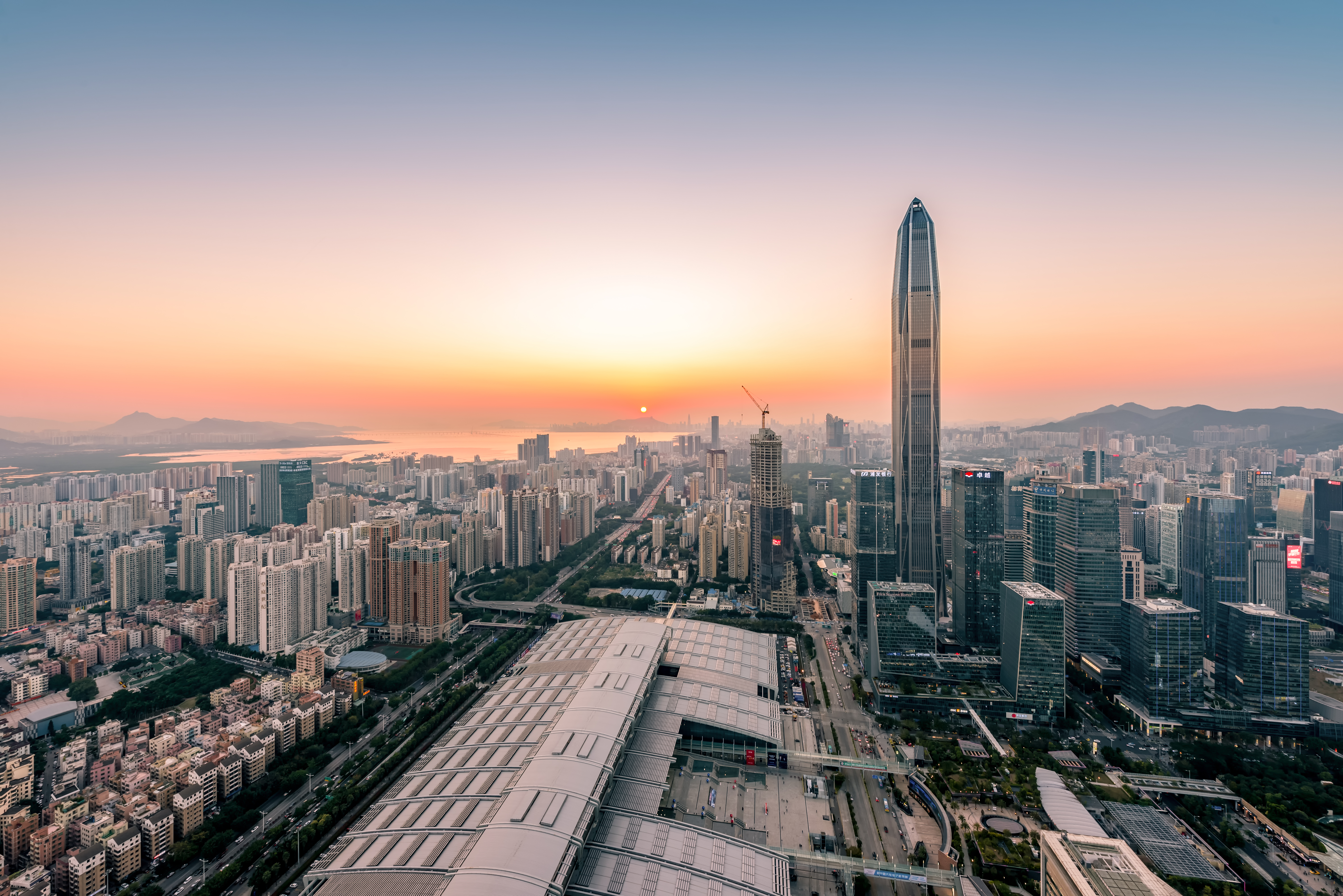 深圳商报 | PA真人 - 电子游戏官网董事长兼CEO陈宁： 推动深港创新企业合作